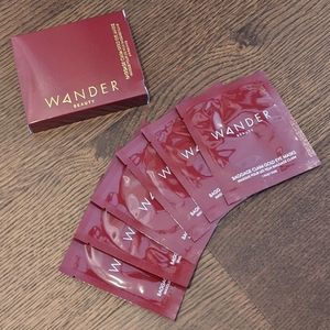 NWT Wander Beauty Baggage Claim Gold Eye Masks